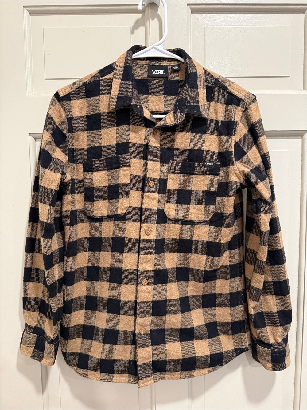 Women's Vans Black and Tan Check Button-Down Flannel Shirt Size Large